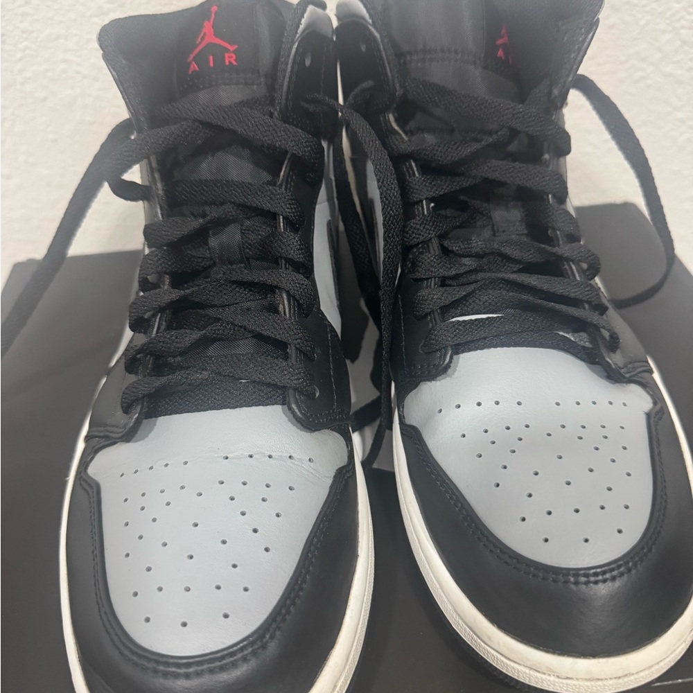 Jordan 1 Mid Shadow